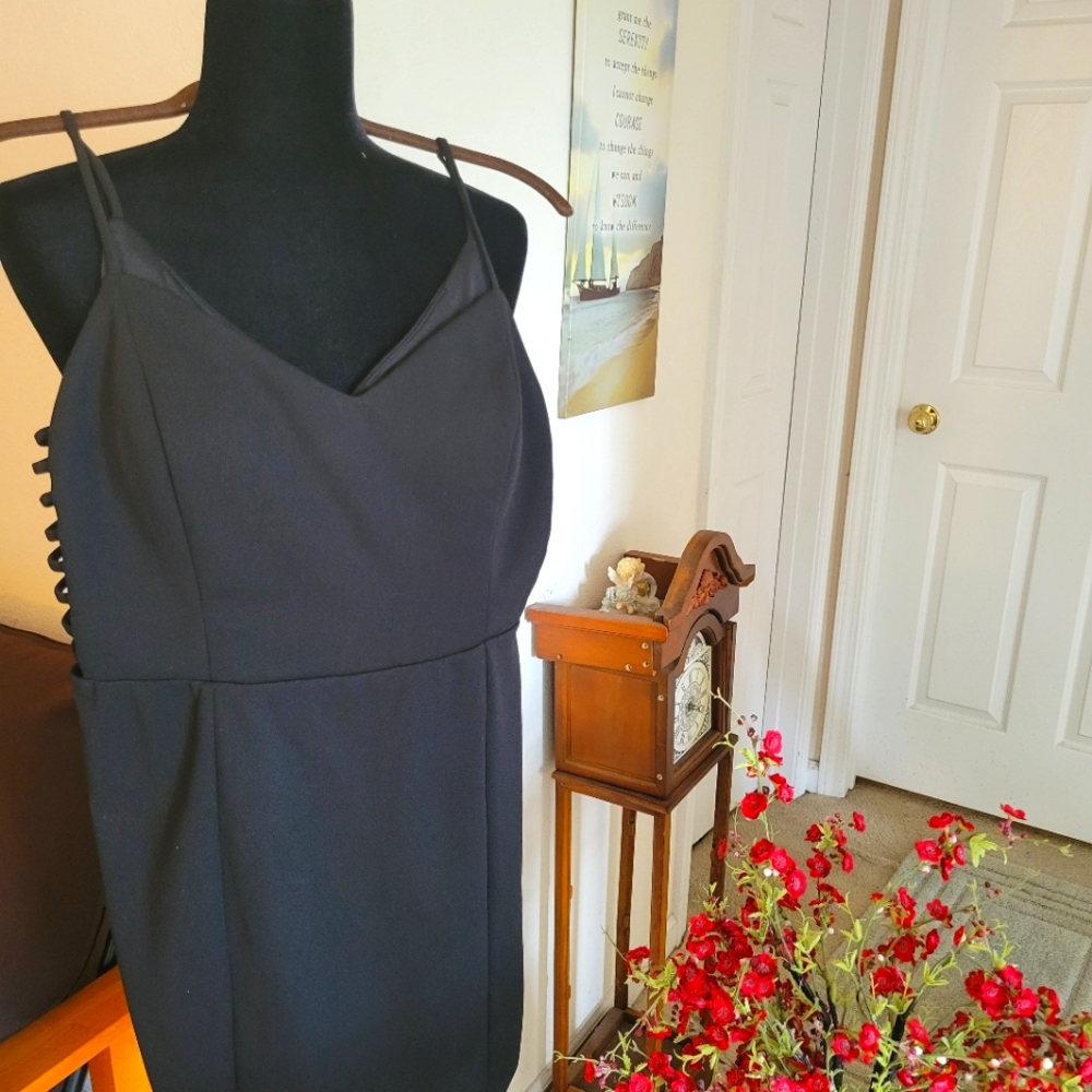 Jump Apparel - Black Junior Sheath Dress - Size L